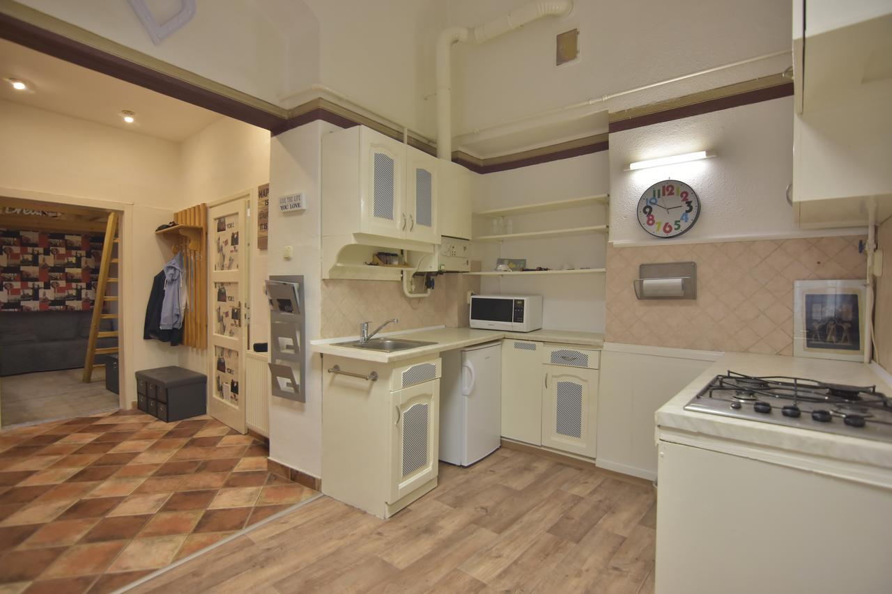 Historic Feelings By Gozsdu Entrance Apartment
